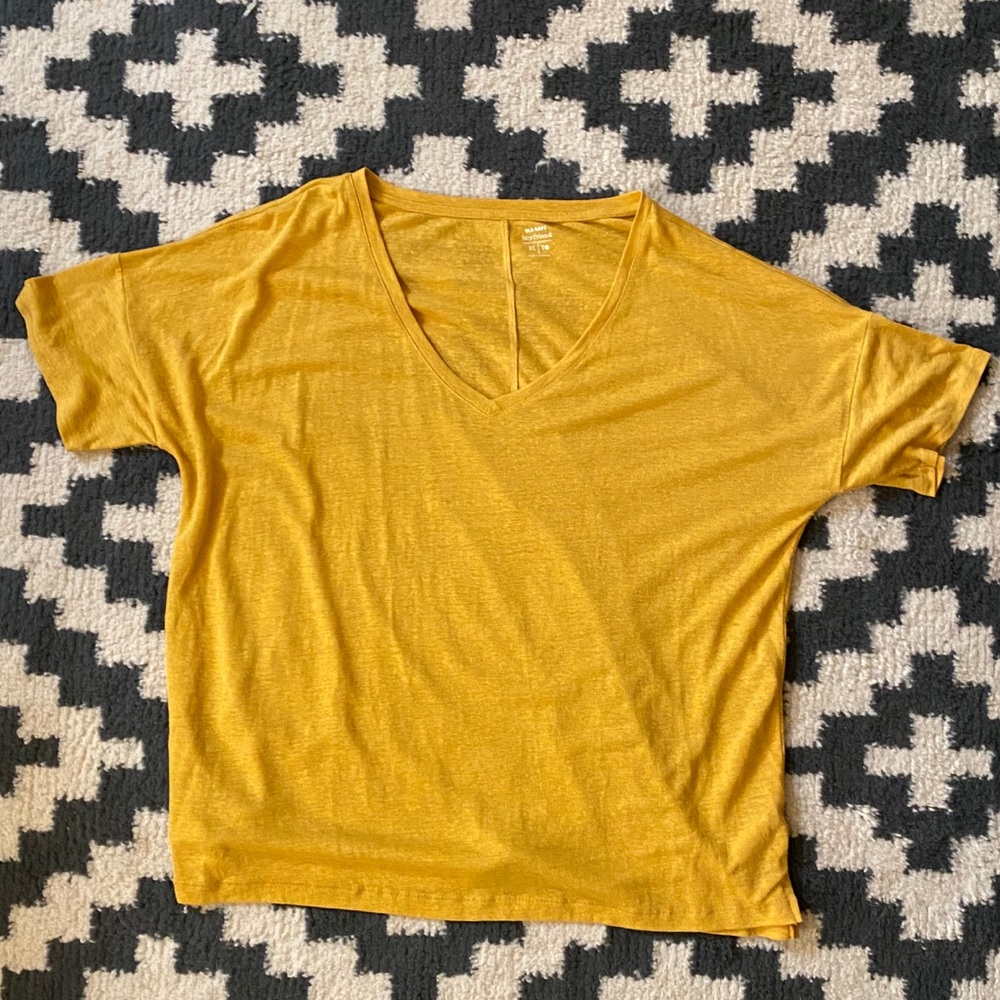 Old Navy Women’s Shirt Mustard Yellow Size XL